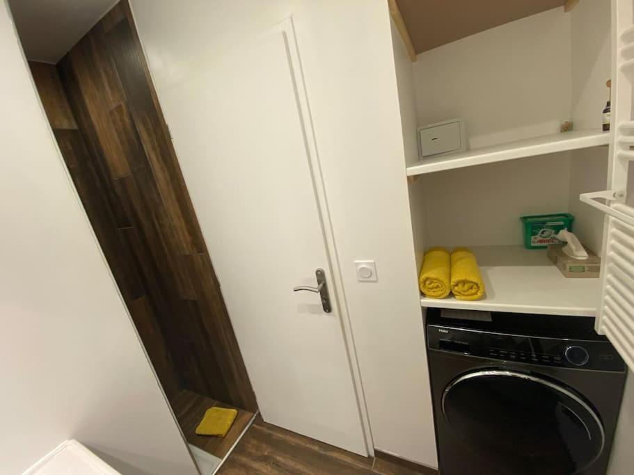 Adorable Guest House Avec Parking Prive Sur Place. Saint-Cannat Exterior photo